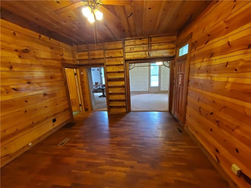 729 W Sycamore Street — photo 21