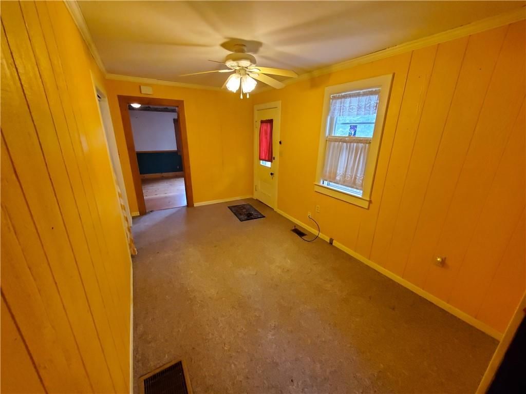 729 W Sycamore Street — photo 6