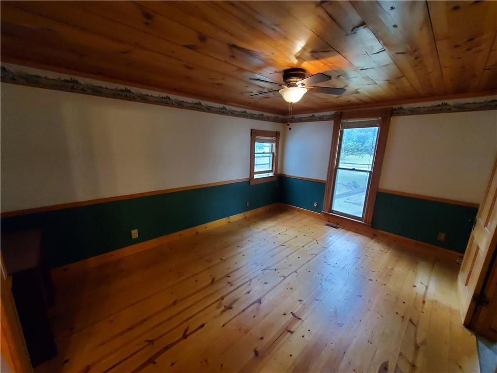 729 W Sycamore Street — photo 8