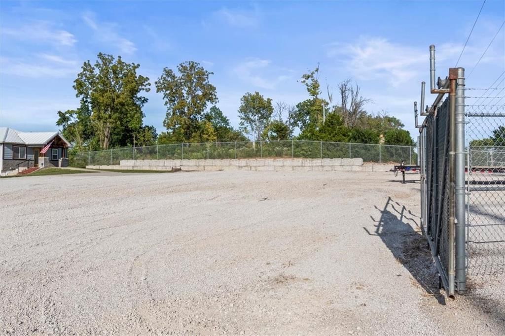 1455 SE AA Highway — photo 36