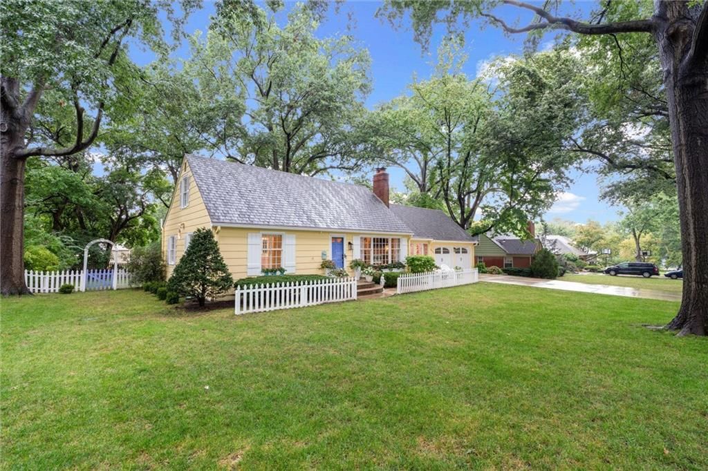 8600 Sagamore Road — photo 3