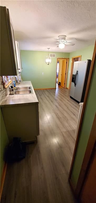 513 W 19th Street — photo 12