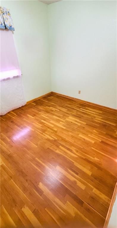 513 W 19th Street — photo 17