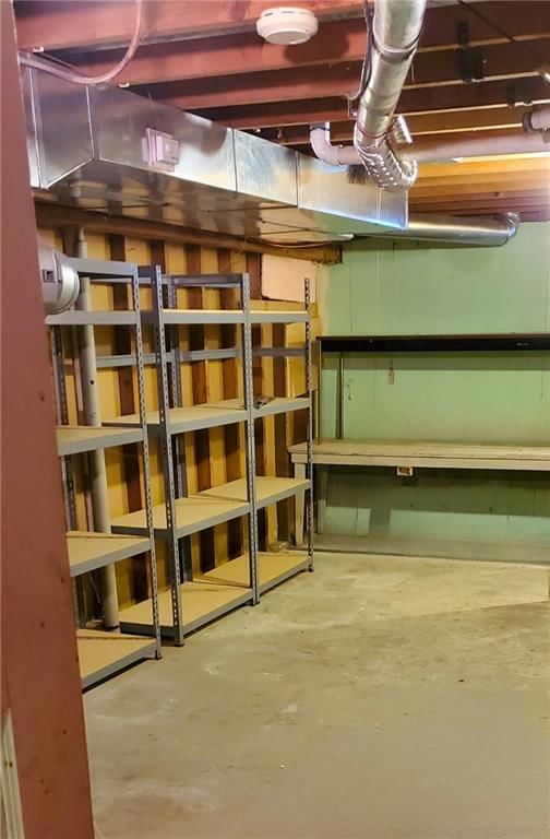 513 W 19th Street — photo 34
