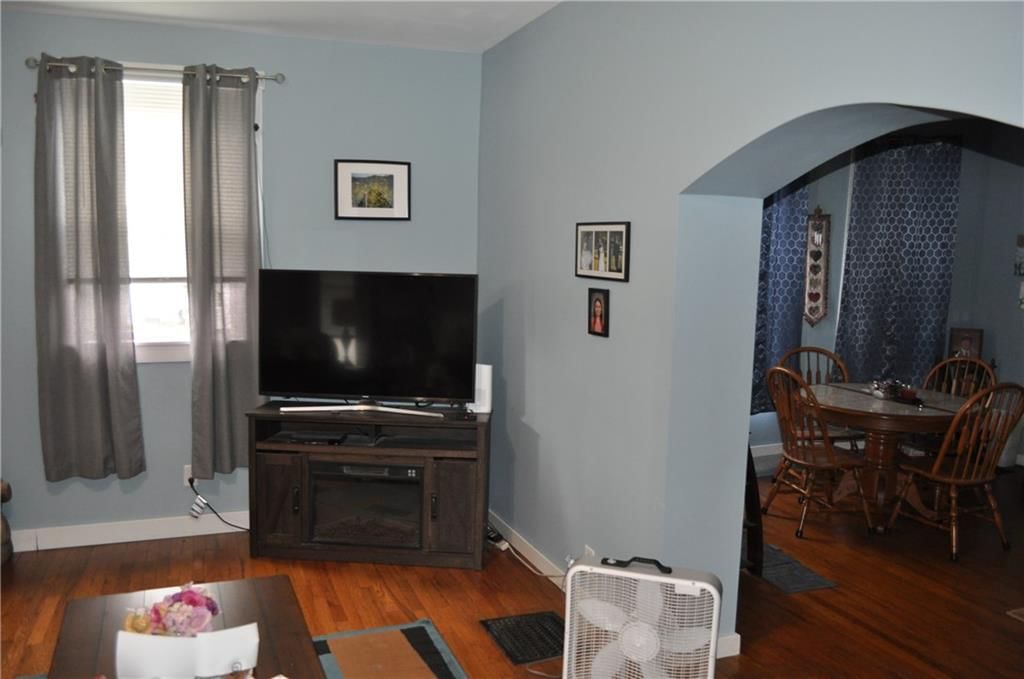 3205 Lafayette Street — photo 4