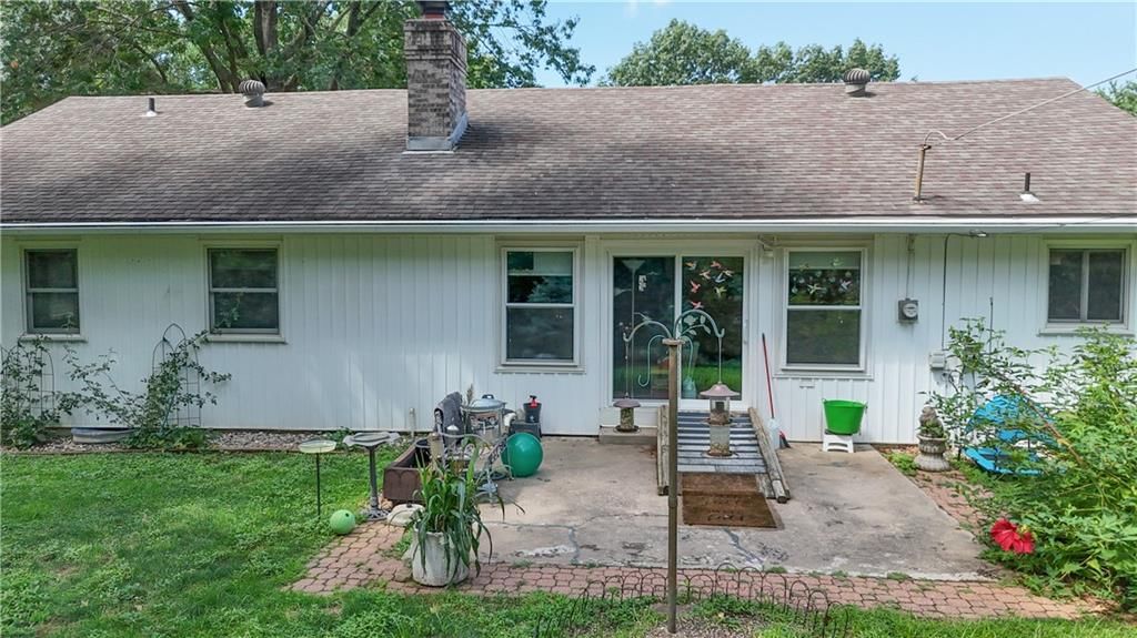 10015 Rosehill Road — photo 32