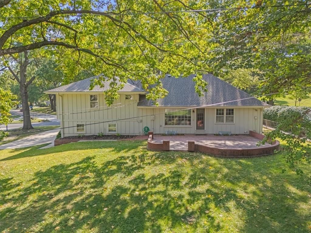 8101 Rosewood Drive — photo 34