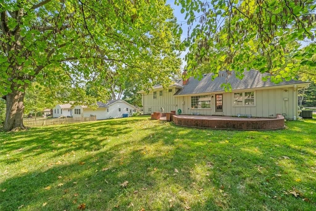 8101 Rosewood Drive — photo 36