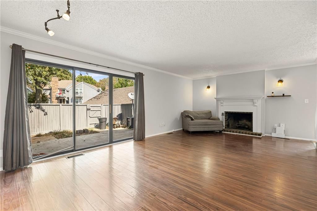 8149 Monrovia Street — photo 10
