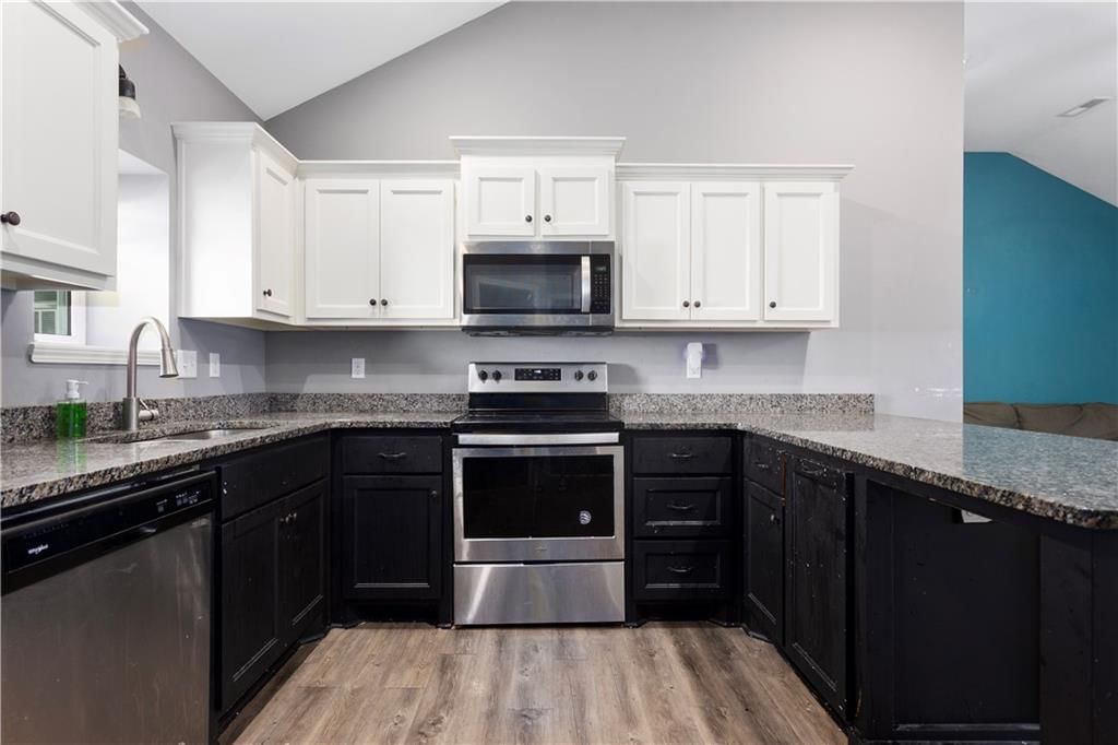 4321 N Jackson Avenue — photo 8