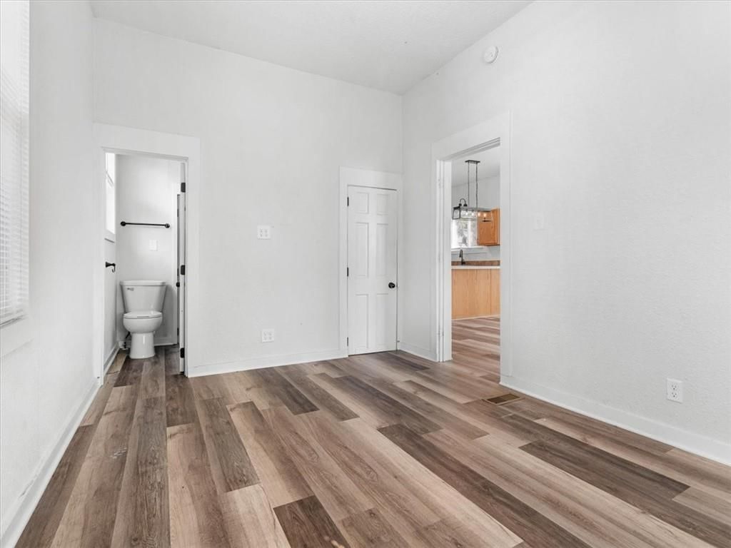3004 Burnside Avenue — photo 10