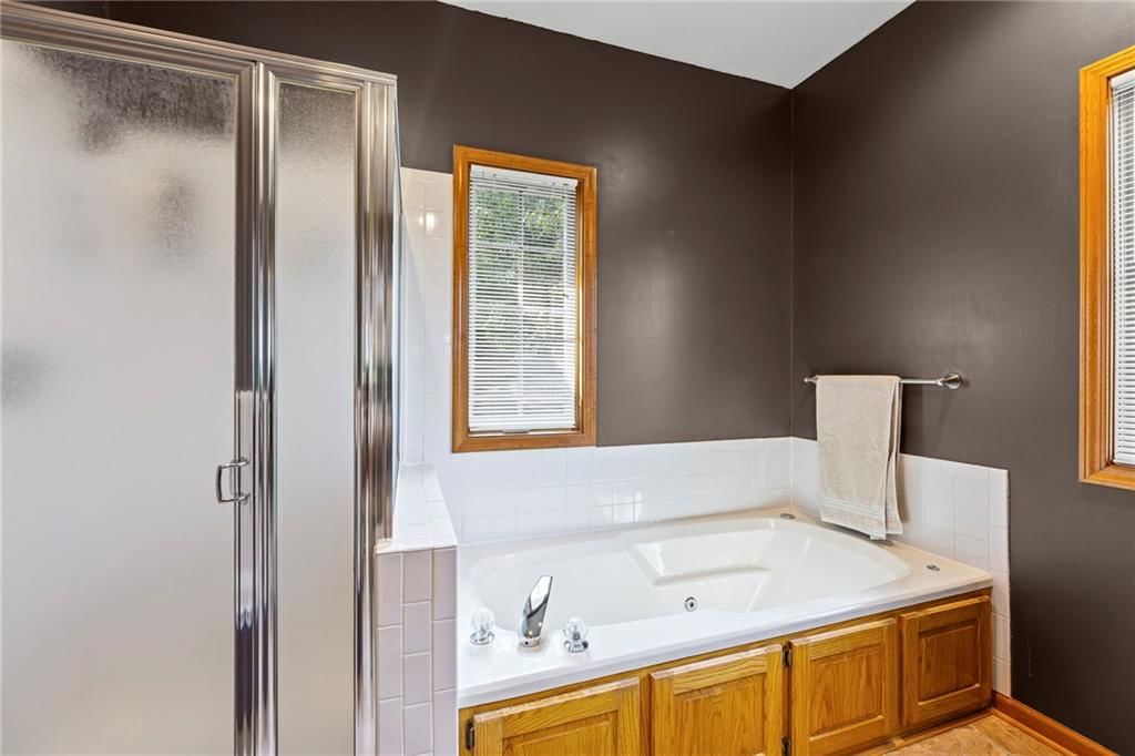 2340 Twin Oaks Drive — photo 20