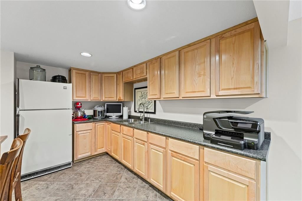 2340 Twin Oaks Drive — photo 34