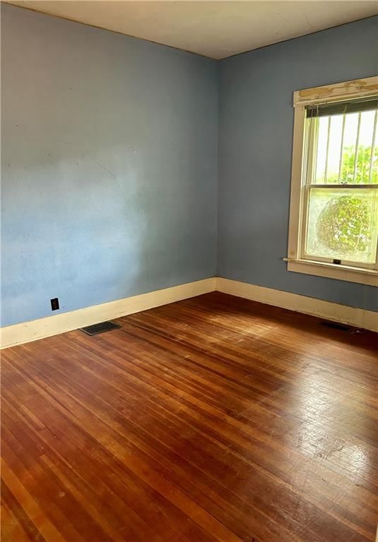621 W Laurel Street — photo 19