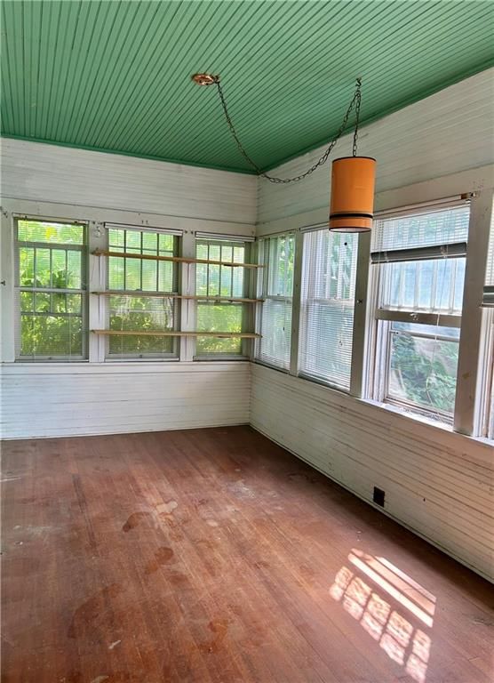 621 W Laurel Street — photo 20
