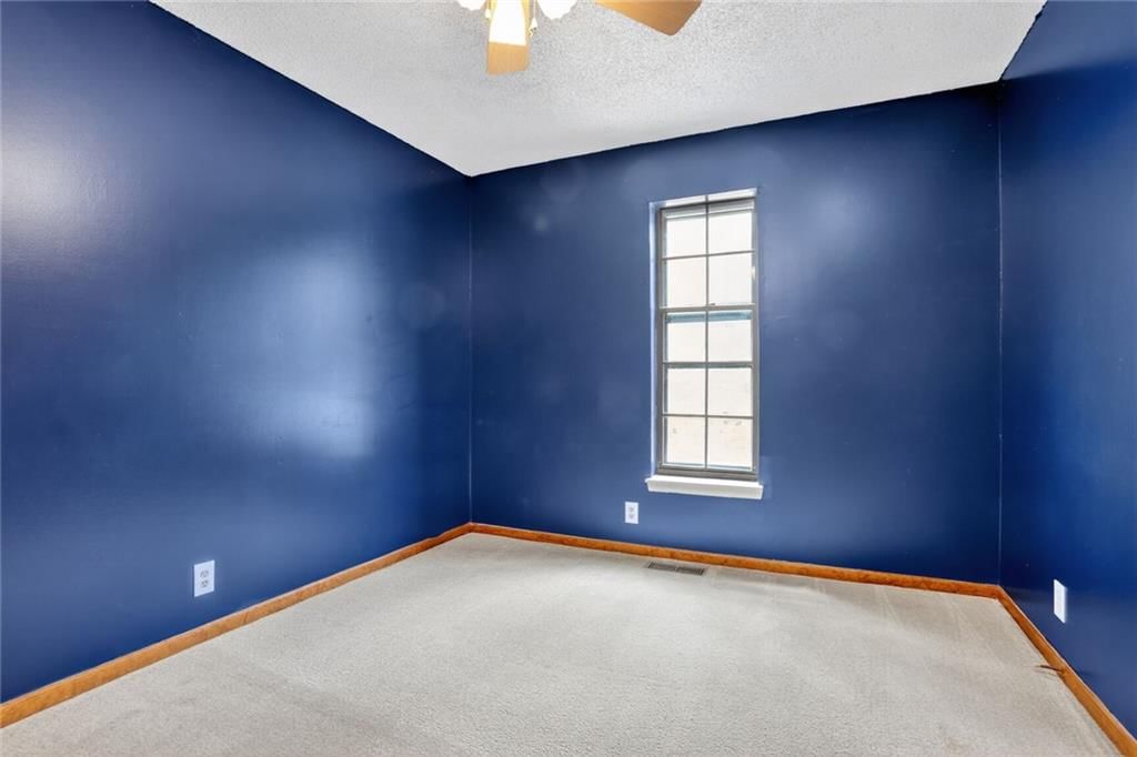 15622 W 126TH Street — photo 10