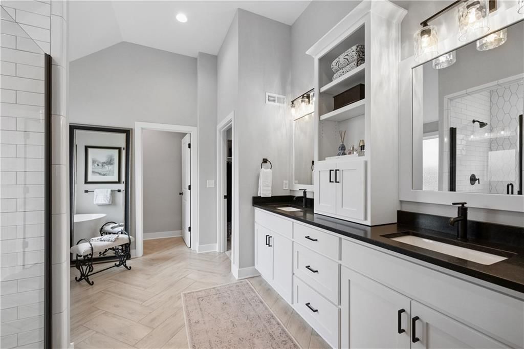 9260 Saddletop Street — photo 17