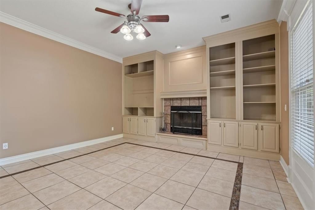 236 W COLLEEN Drive — photo 8
