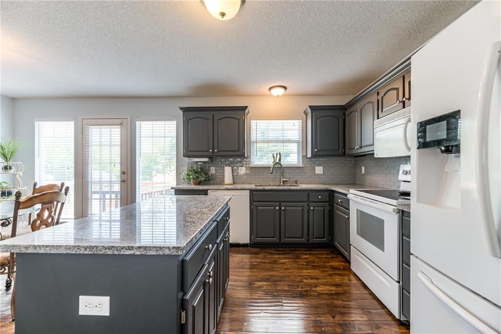 679 S Sumac Street — photo 11