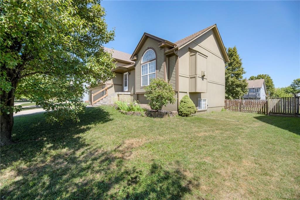 679 S Sumac Street — photo 3