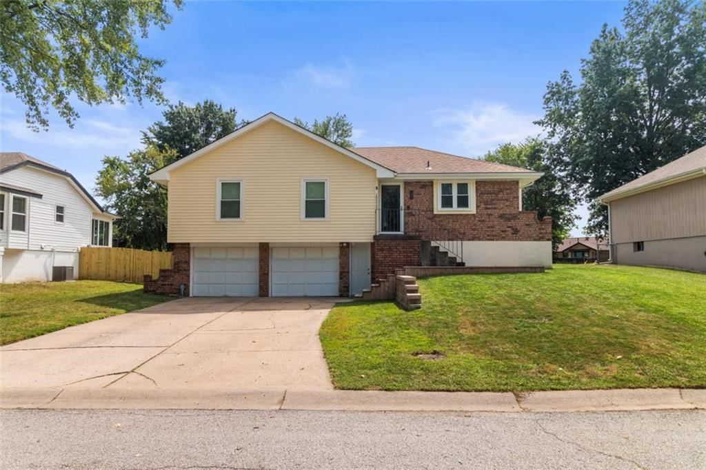 19215 E 13TH Street, Independence, MO