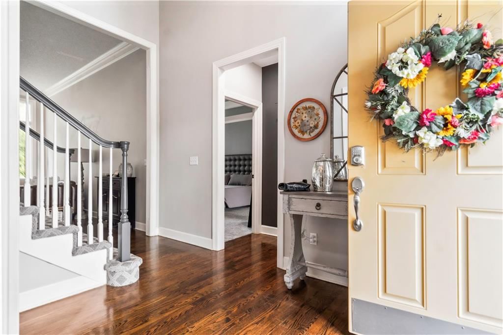14908 Glenwood Avenue — photo 3