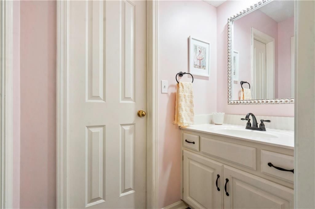 14908 Glenwood Avenue — photo 36