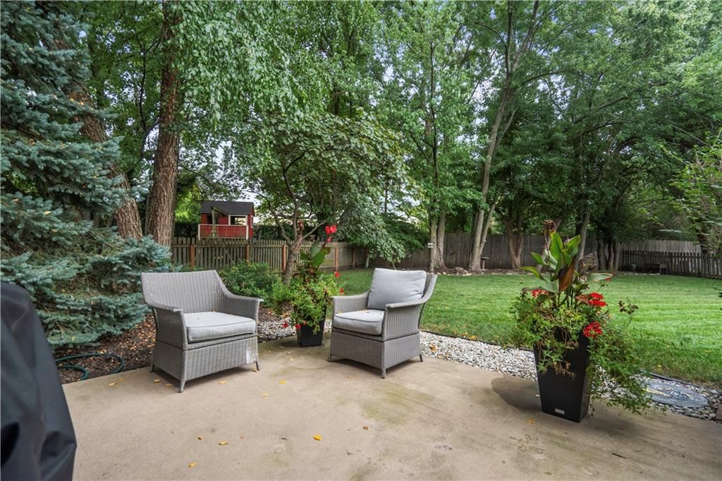 14908 Glenwood Avenue — photo 10
