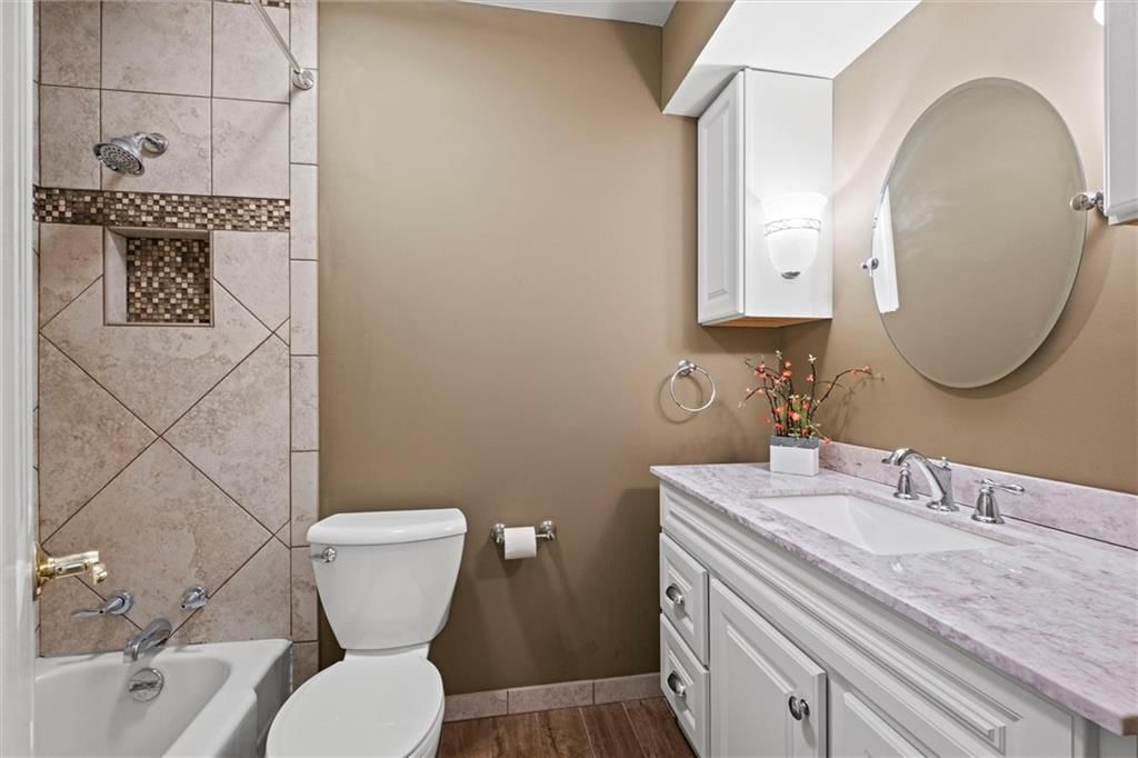 5222 Bond Street — photo 13