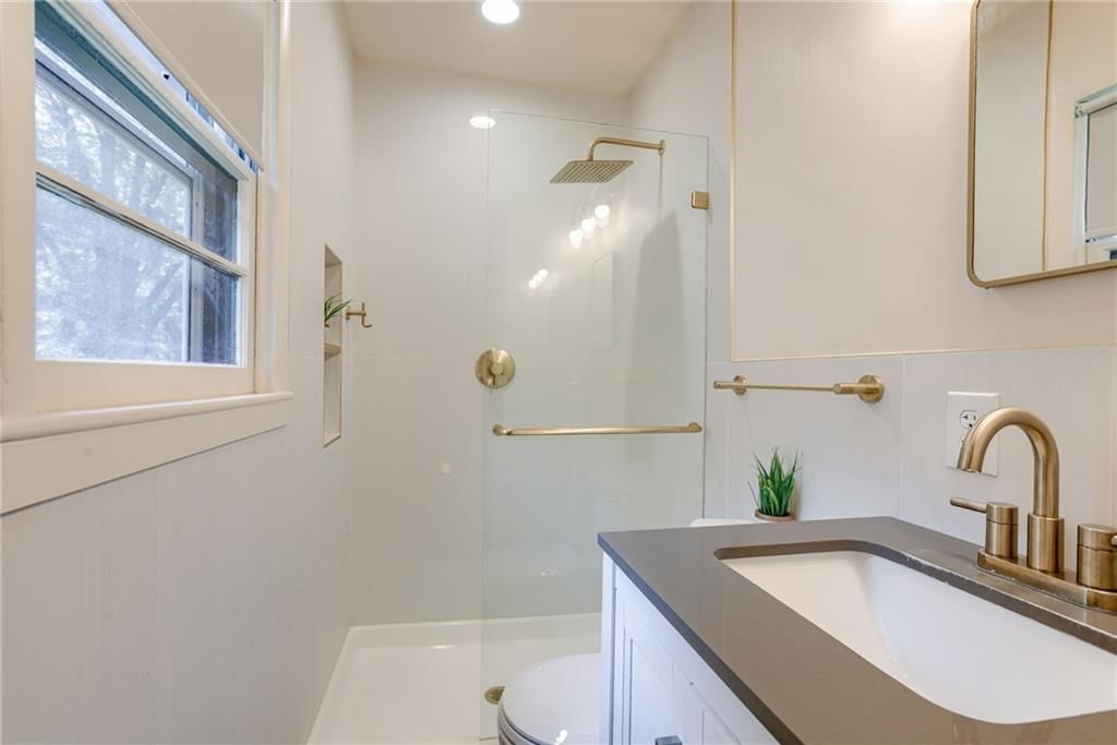322 Maple Street — photo 17