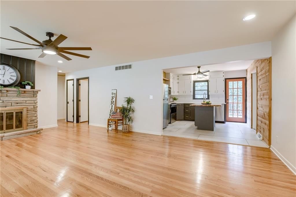 322 Maple Street — photo 6