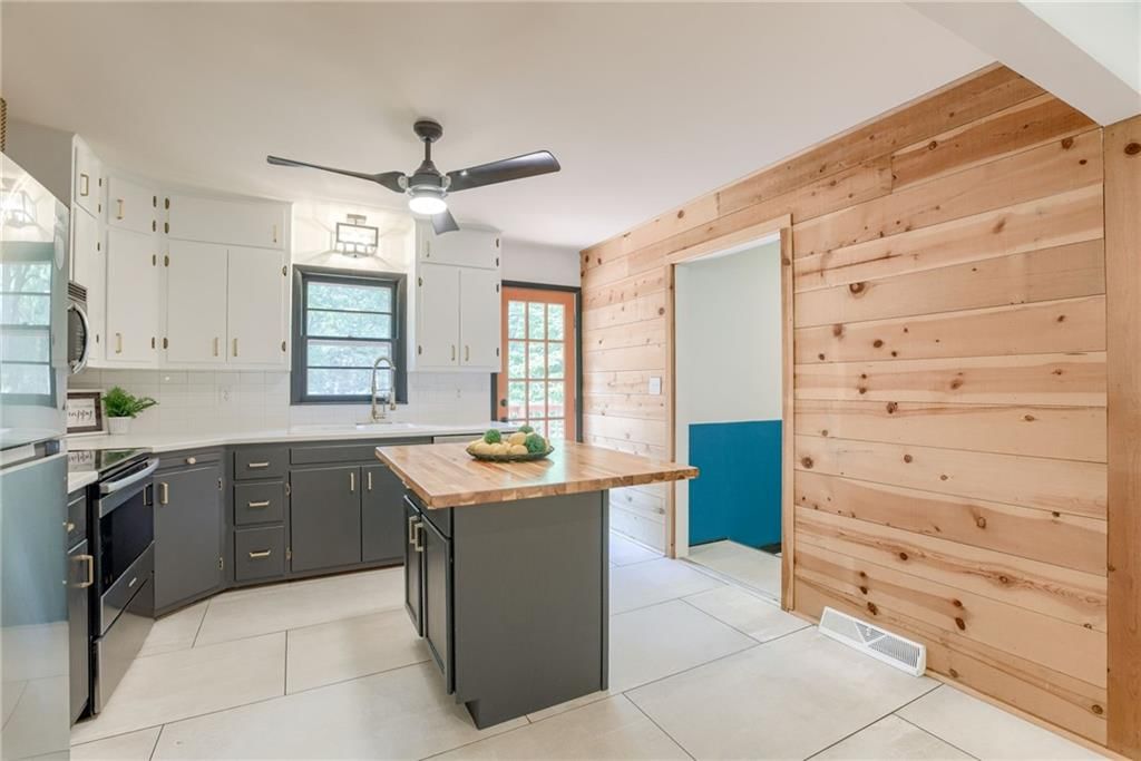322 Maple Street — photo 9