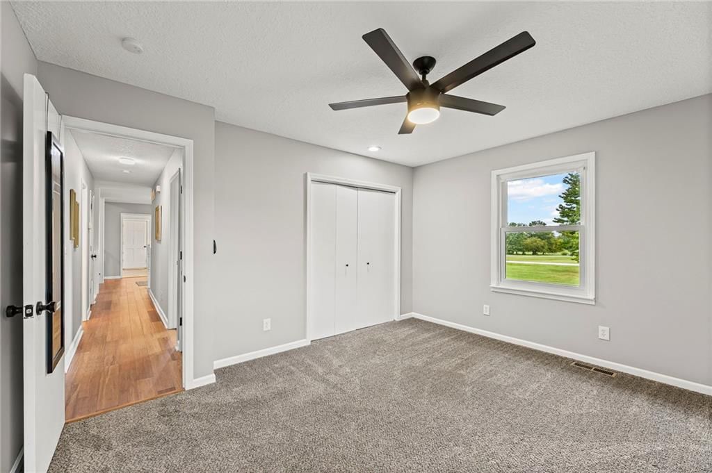 2211 Lakeview Drive — photo 29