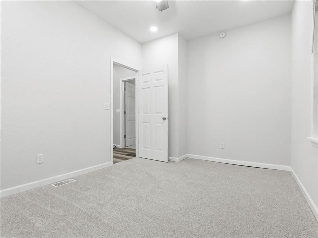 717 S 17th Street — photo 10