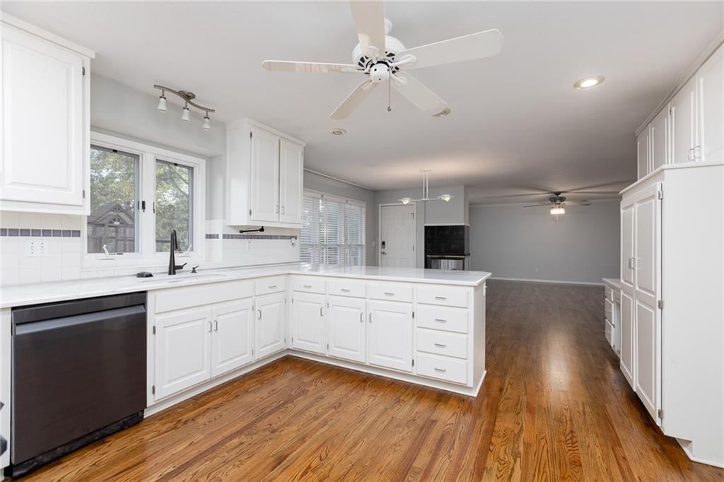 1301 NE 95TH Terrace — photo 11