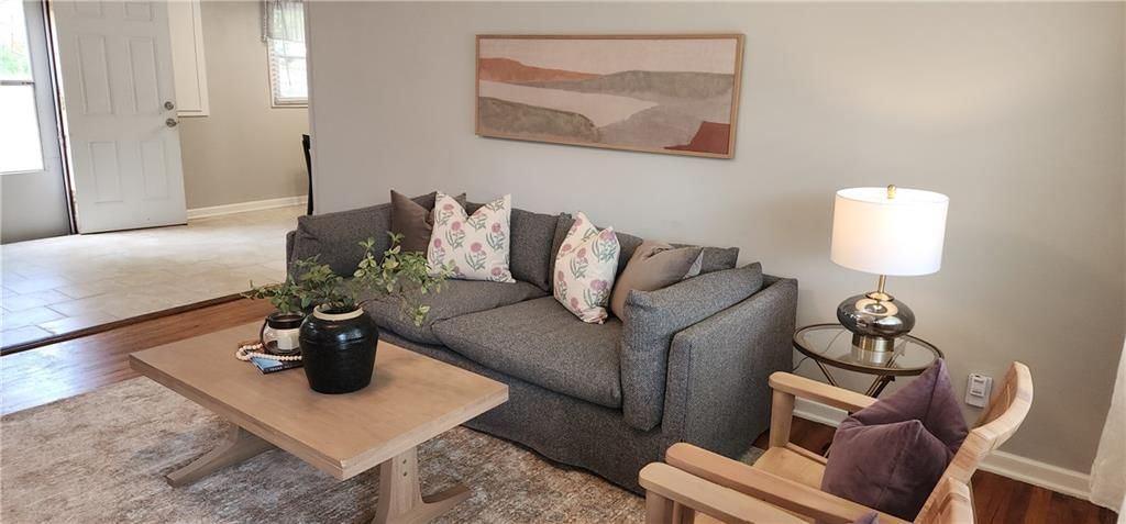 8134 Walmer Lane — photo 3