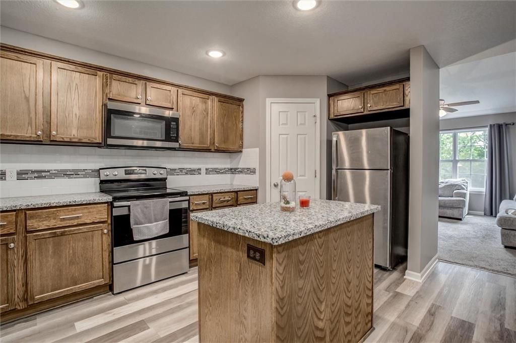 650 Cleveland Street — photo 10