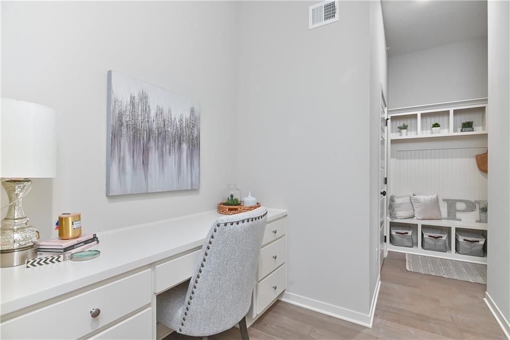 2295 W Dartmouth Street — photo 40