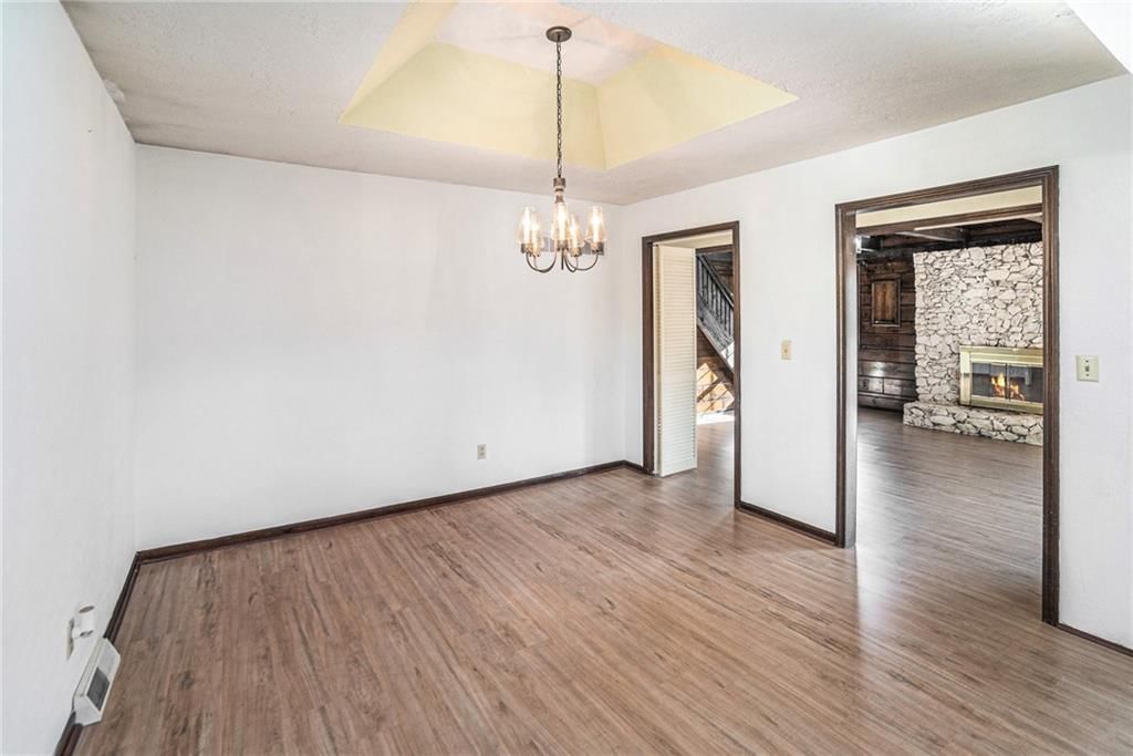 12761 Hiser Lane — photo 9