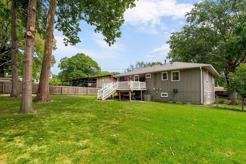 6914 Stearns Street — photo 33