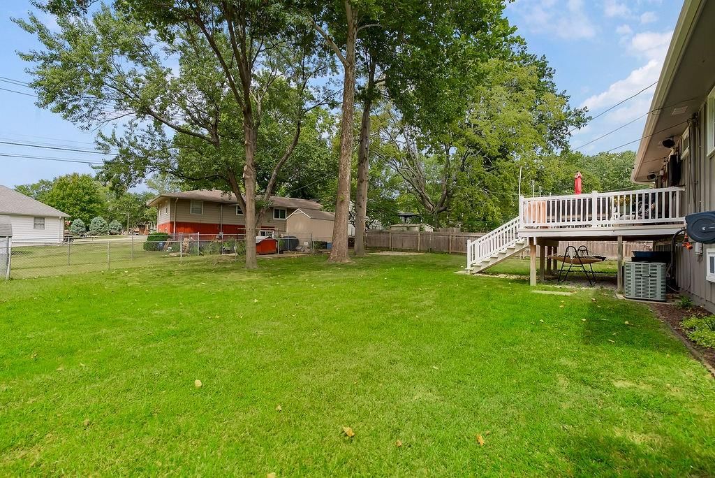 6914 Stearns Street — photo 34