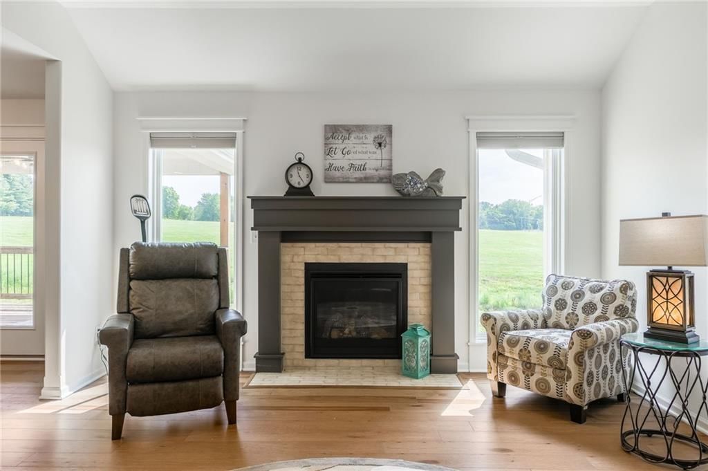 1711 COTTONWOOD CREEK Avenue — photo 6