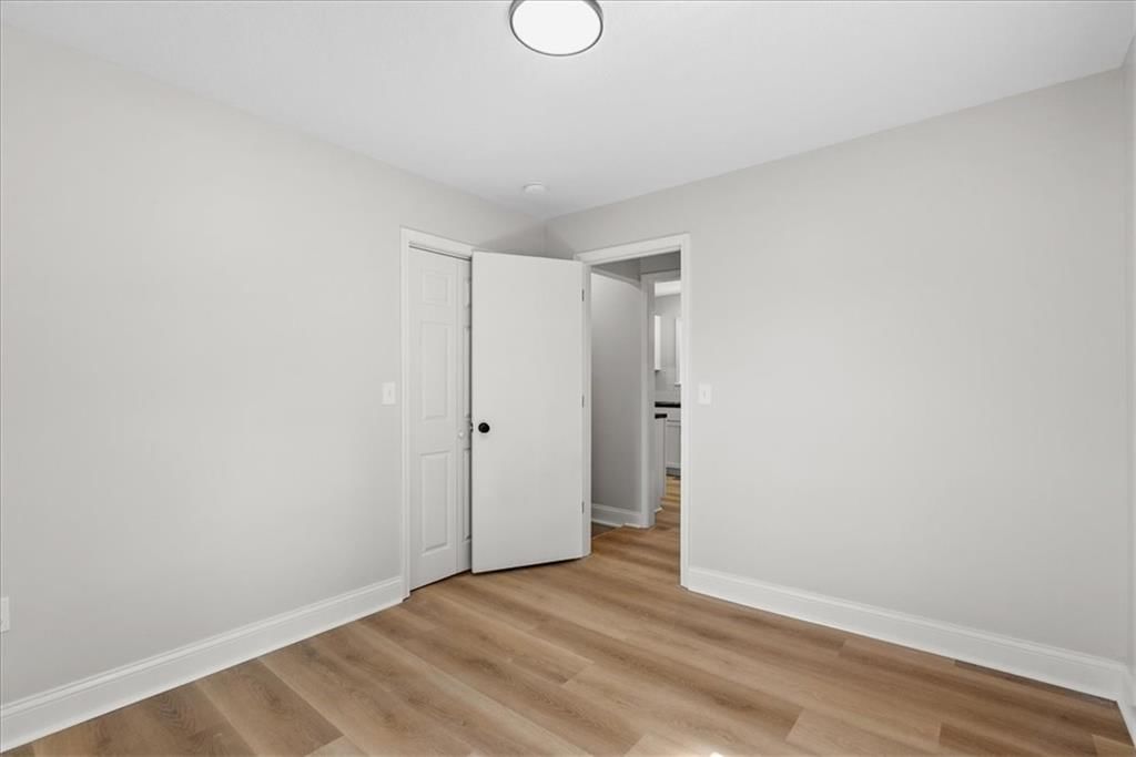 4225 E 60th Terrace — photo 21