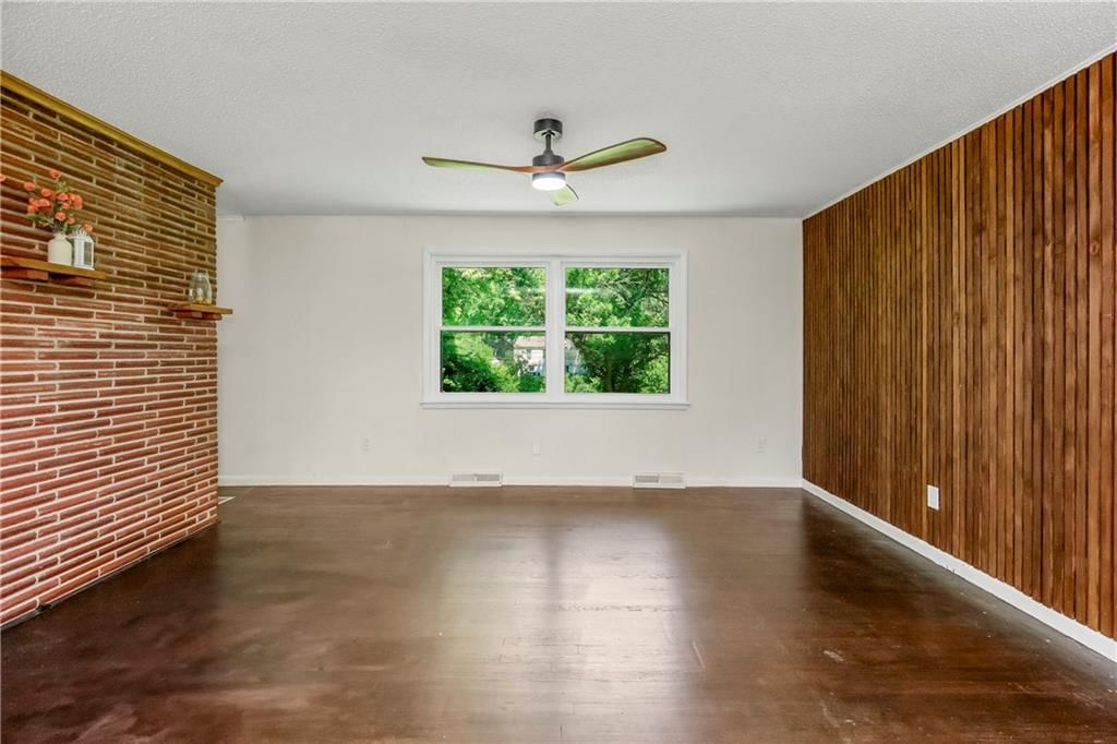1300 NE 64Th Terrace — photo 9