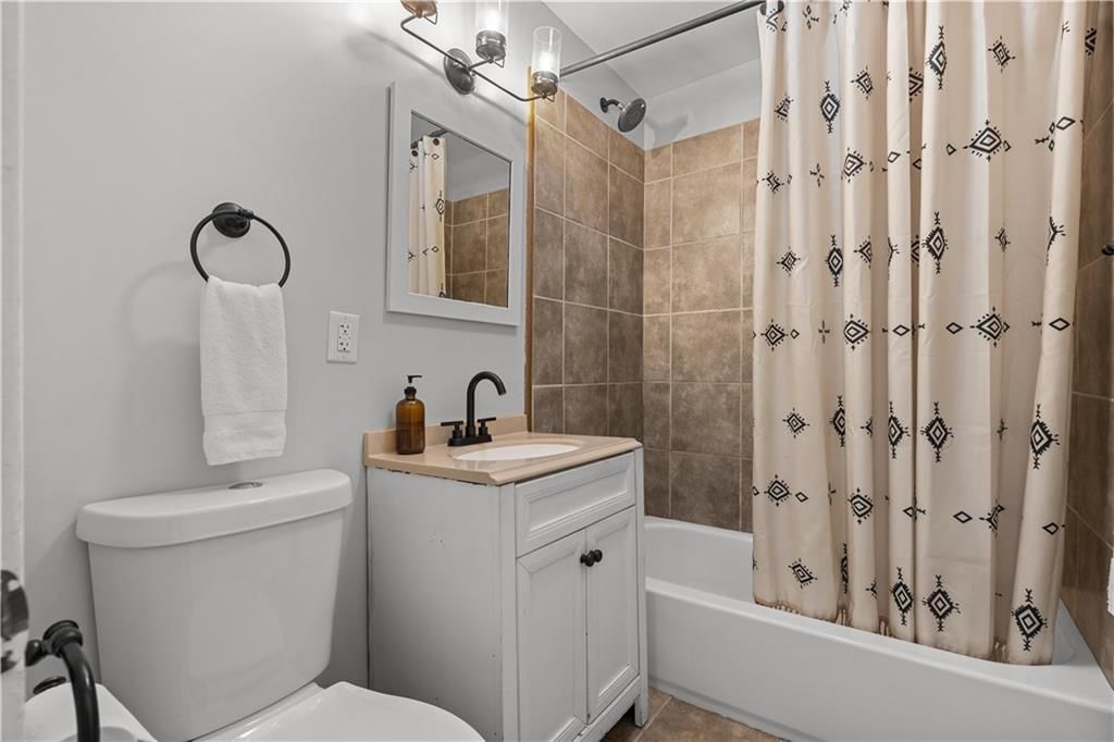 10401 E 35TH Street — photo 10