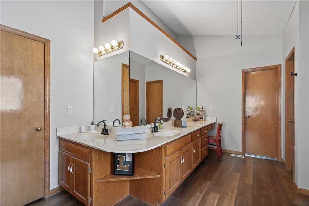 1229 SE Princeton Drive — photo 15