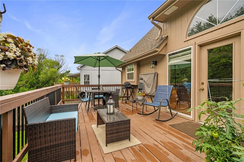 1229 SE Princeton Drive — photo 25