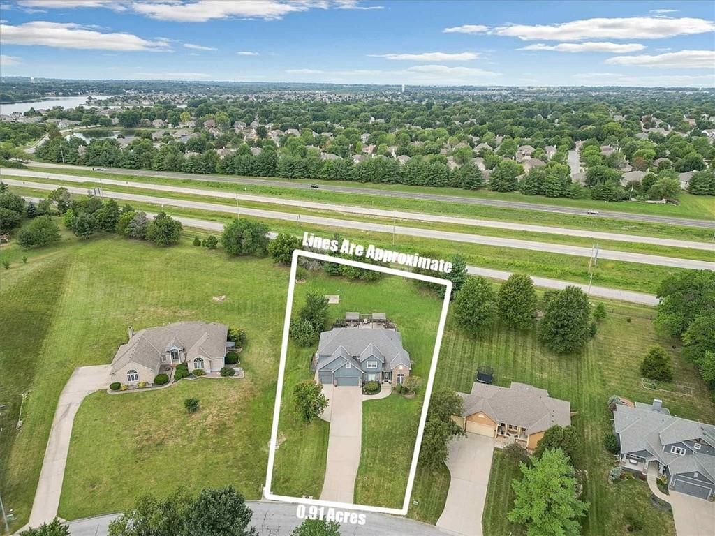 4116 SE Paddock Drive — photo 4