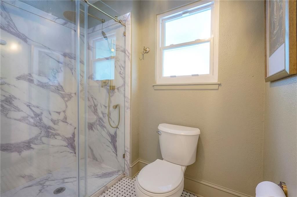 607 NE Birchwood Drive — photo 21