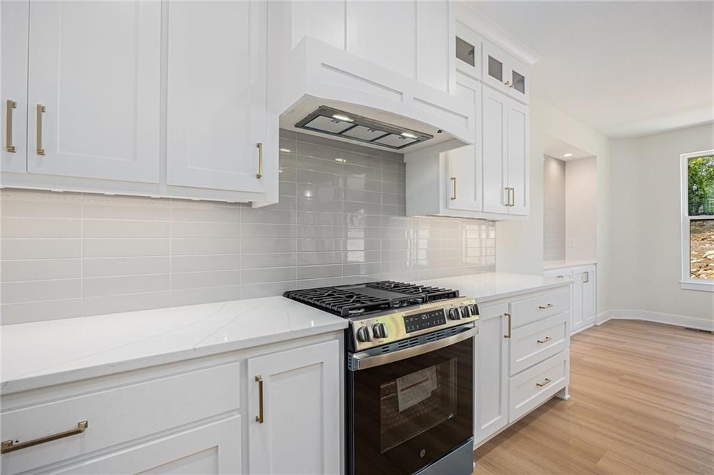 6932 Kenton Street — photo 7